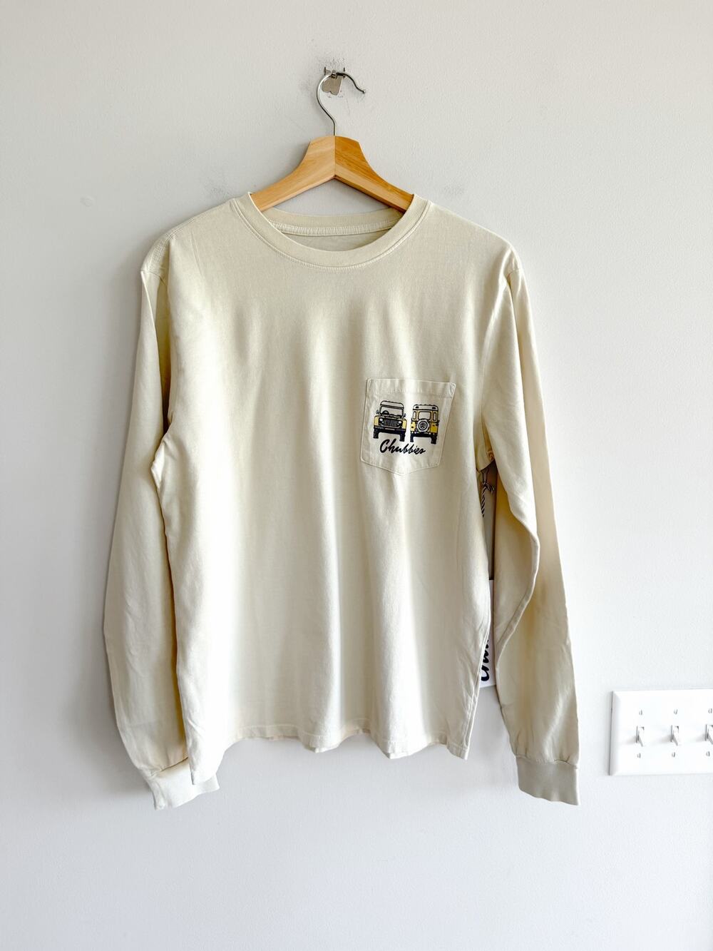Chubbies The Saturday Driver Long Sleeve Pocket T-Shirt Cream S NWT